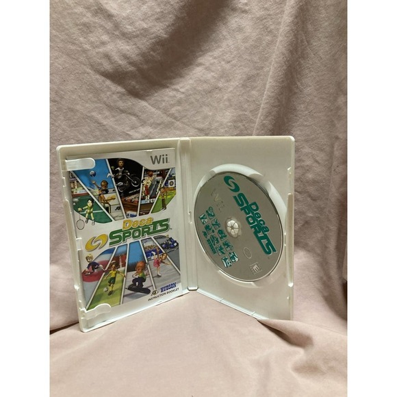 Deca Sports For Nintendo Wii CIB - Picture 2 of 4